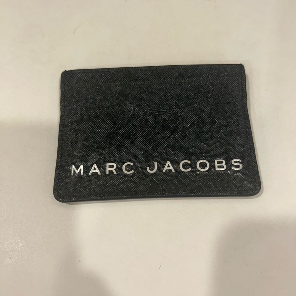 FLASH SALE Marc Jacobs card holder
